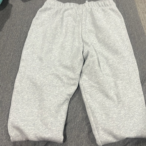 COPY - Light gray Nike sweats, size small - Picture 3 of 5